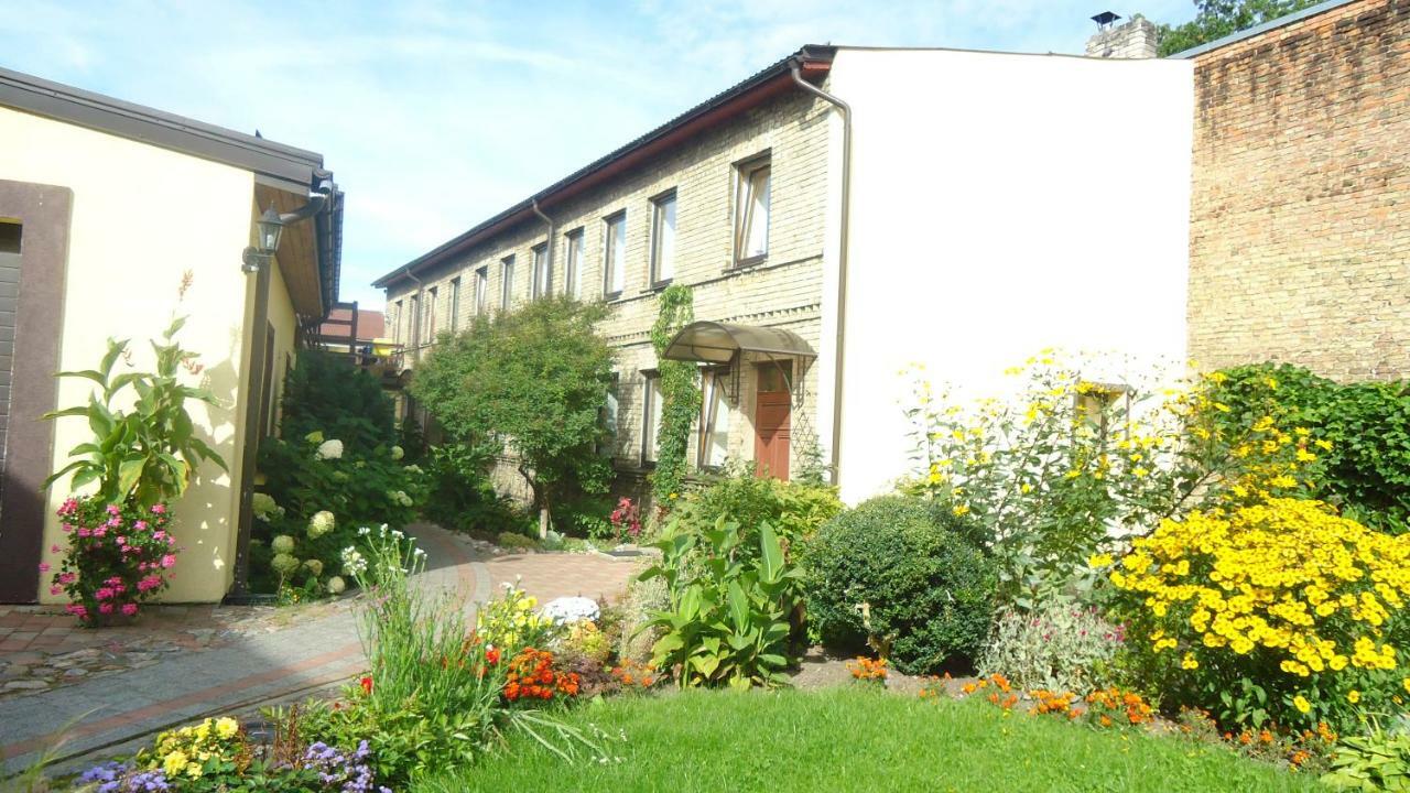 Saules Kvartals Ventspils Luaran gambar